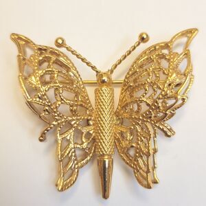 Vintage Retro Monet Signed Double Winged Filigree Butterfly Brooch Pin